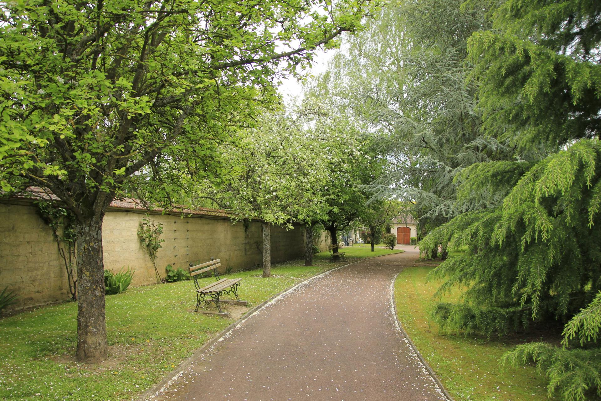 Parc 2 Résidence sénior Maison de Retraite Ma Vallée Us Val d'Oise 95